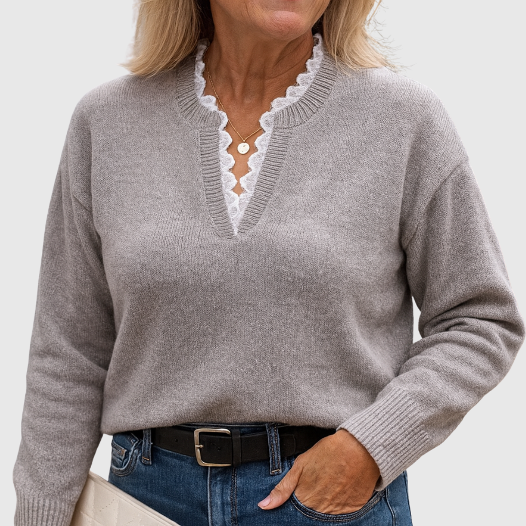 Caroline | Elegant Topp med Spetsdetaljer