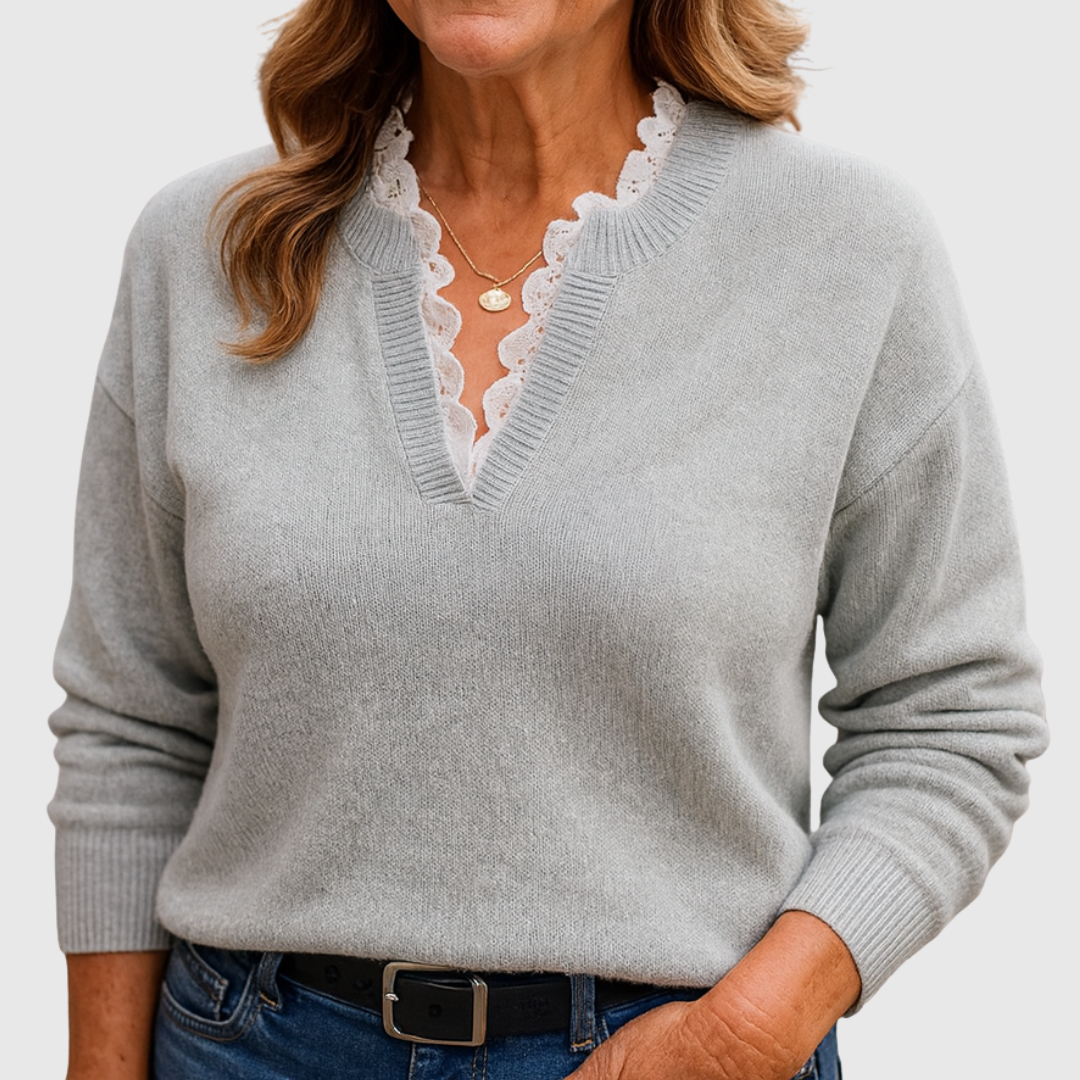 Caroline | Elegant Topp med Spetsdetaljer