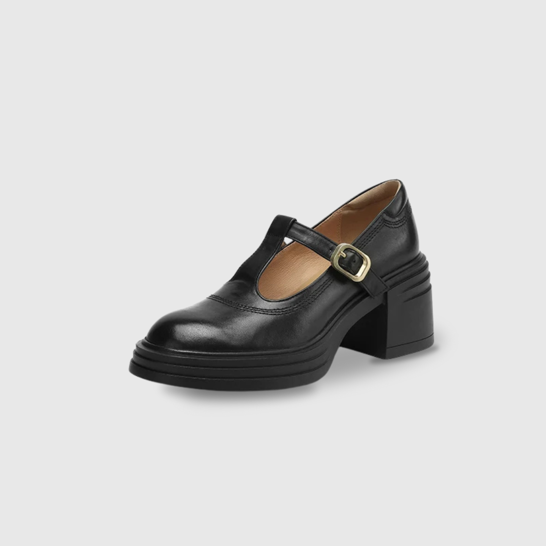 Rebecca | Dekolleté med Bred Klack