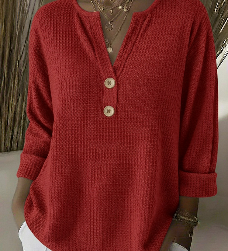 Lucia | Henley T-shirt med Prägling och Knappar