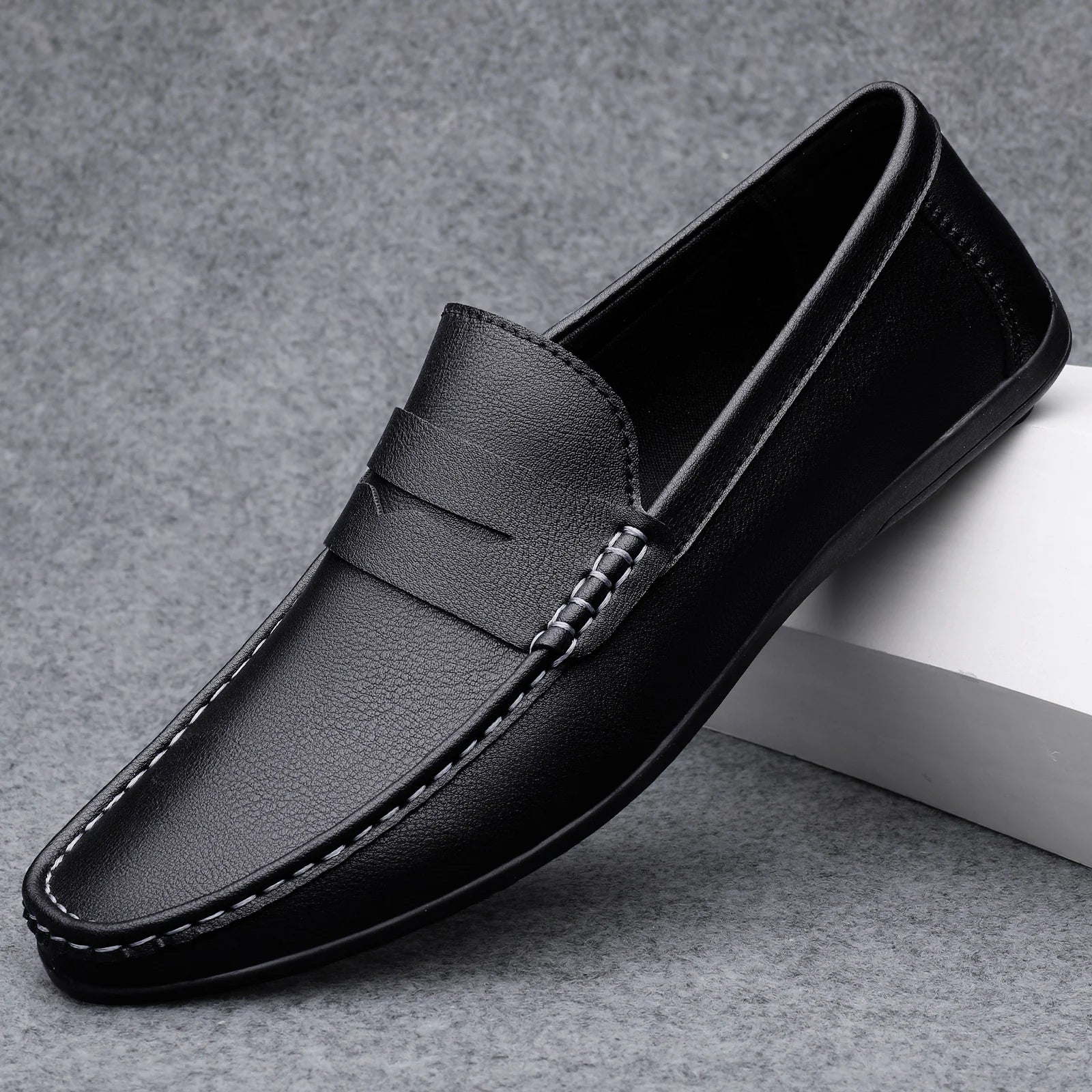Klassiska Italienska Läder Loafers