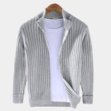 Regency™ | Strikjacka