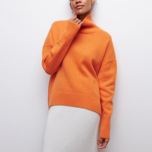 Nina | Premium Rullkragesweater i Mjuk Stickning