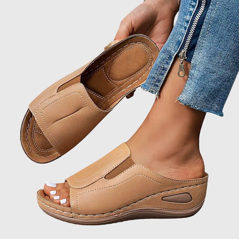 Stine | Ortopediska sandaler