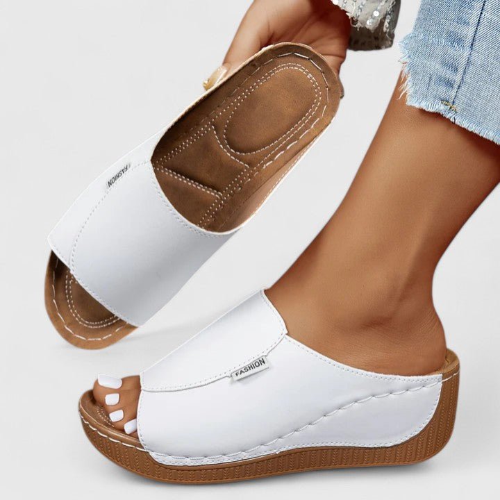 Thea | Ortopediska sandaler